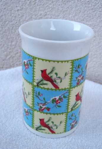 Royal Norfolk Cardinal Bird Christmas Holly coffee mug cup HOLIDAY - Picture 5 of 7