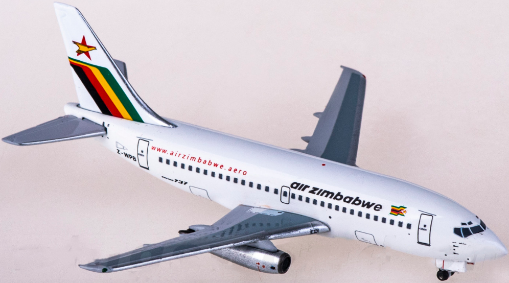 1:400 AeroClassics Air Zimbabwe BOEING 737-200 Passenger Airplane