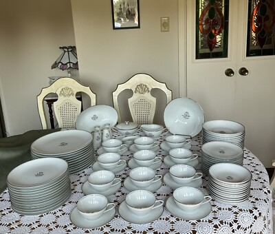 NORITAKE- Japan -Bessie 5788 - 7 Pieces -12 Place Setting + Serving