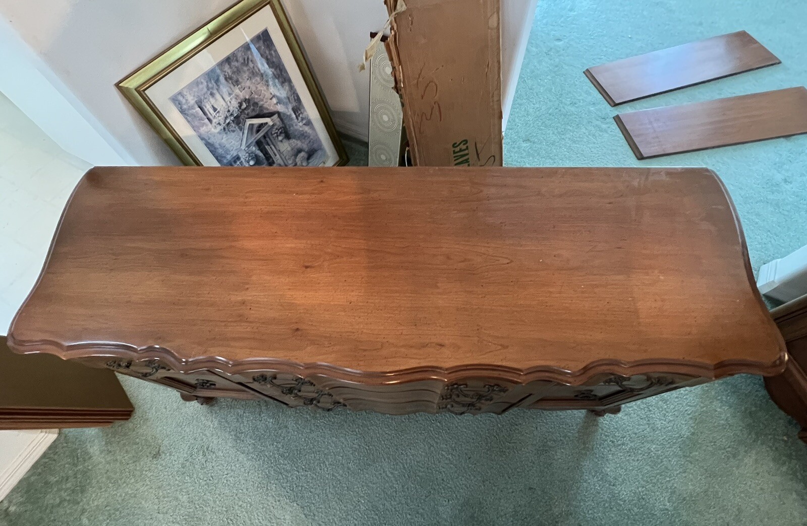 10 Piece Dining Room Set. Extendable Dining Table And Leather Table