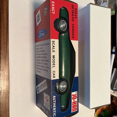 1967 Oldsmobile Toronado Plastic Promo Friction Model By Johan 1/25 Scale Green - Picture 13 of 16