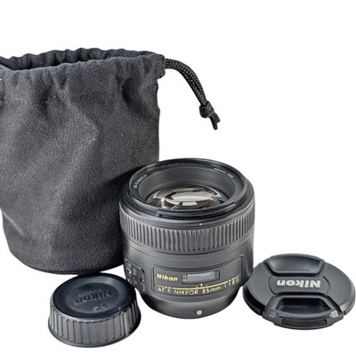 Nikon AF-S NIKKOR 85mm f/1.8G Lens w Hood Caps Pouch Tested - Excellent Glass