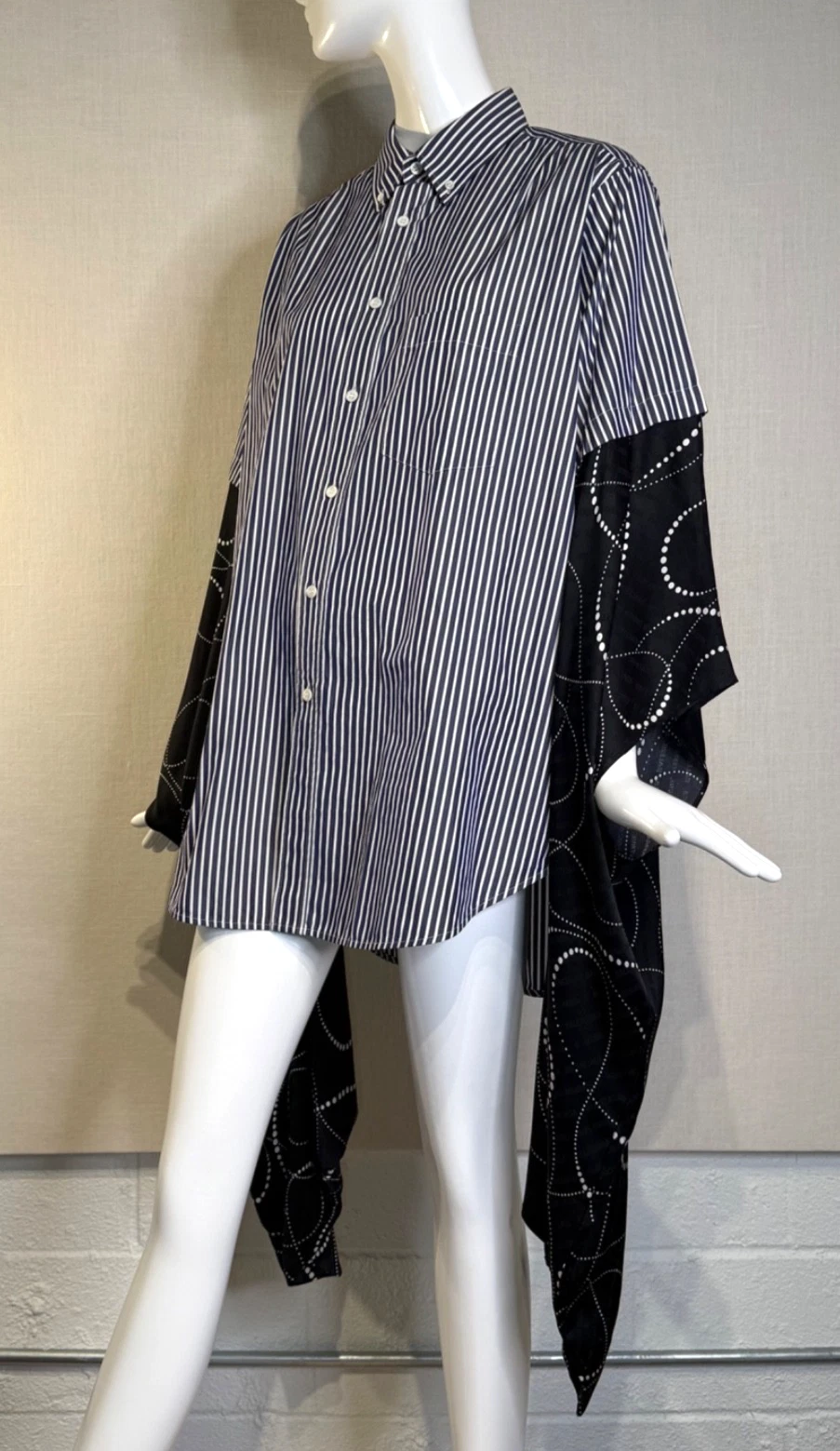 Balenciaga — Balenciaga DEMNA GVASALIA Cotton Silk Shirt SIZE 38 US-M, 2018 Pre-Fall LOOKBOOK