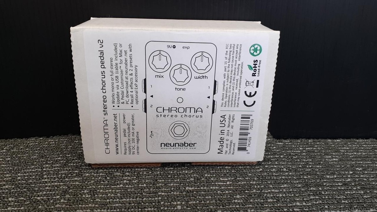 ギター neunaber audio Chroma Chorus & Exp pedal Chroma Stereo Chorus v2 Demo - YouTube