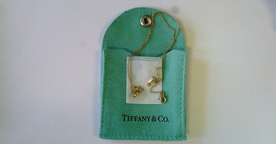 Tiffany & Co 1 P Dia 18K Yellow Gold Paloma Picasso Olive Leaf 15.5'' Necklace