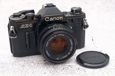 Canon AE-1 black  mit Canon FD 50mm / 1.8 | toller Zustand