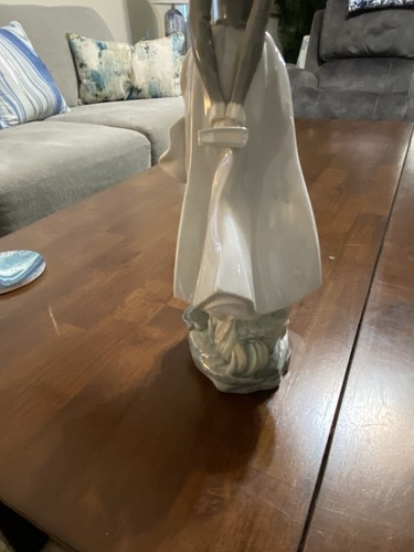 LLADRO #4922 " SEA BREEZE " WOMAN WITH BOOK -WIND SWEPT-RETIRED VINTAGE - Bild 8 von 18