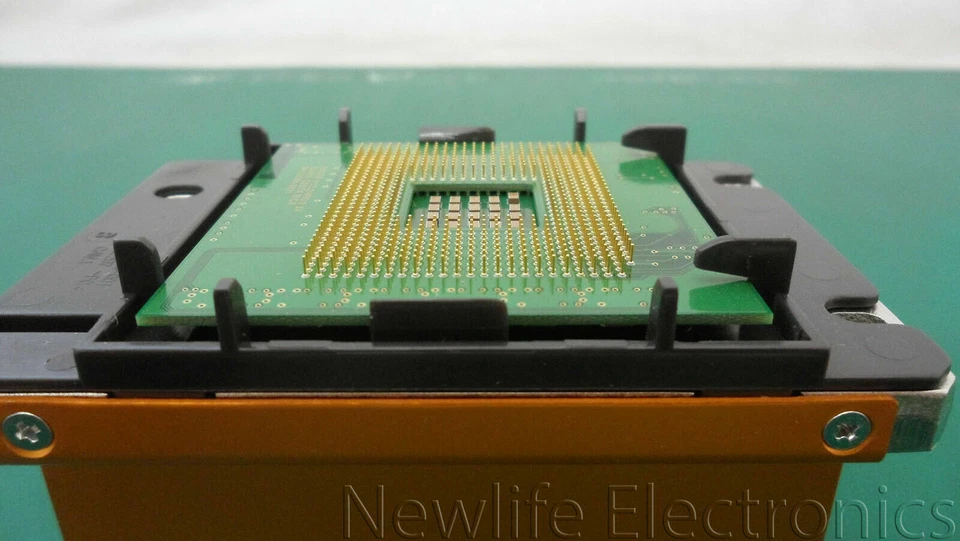 HP 307103-001 Intel Xeon 2.8GHz 400MHz 512KB CPU w/ Heatsink - Image 3 of 4