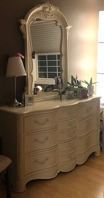 Jessica mcclintock furniture romance collection deals