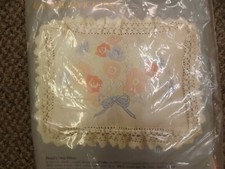 Vtg NEW Pastel Floral Bouquet 12x16 Throw Pillow Candlewicking Embroidery Kit