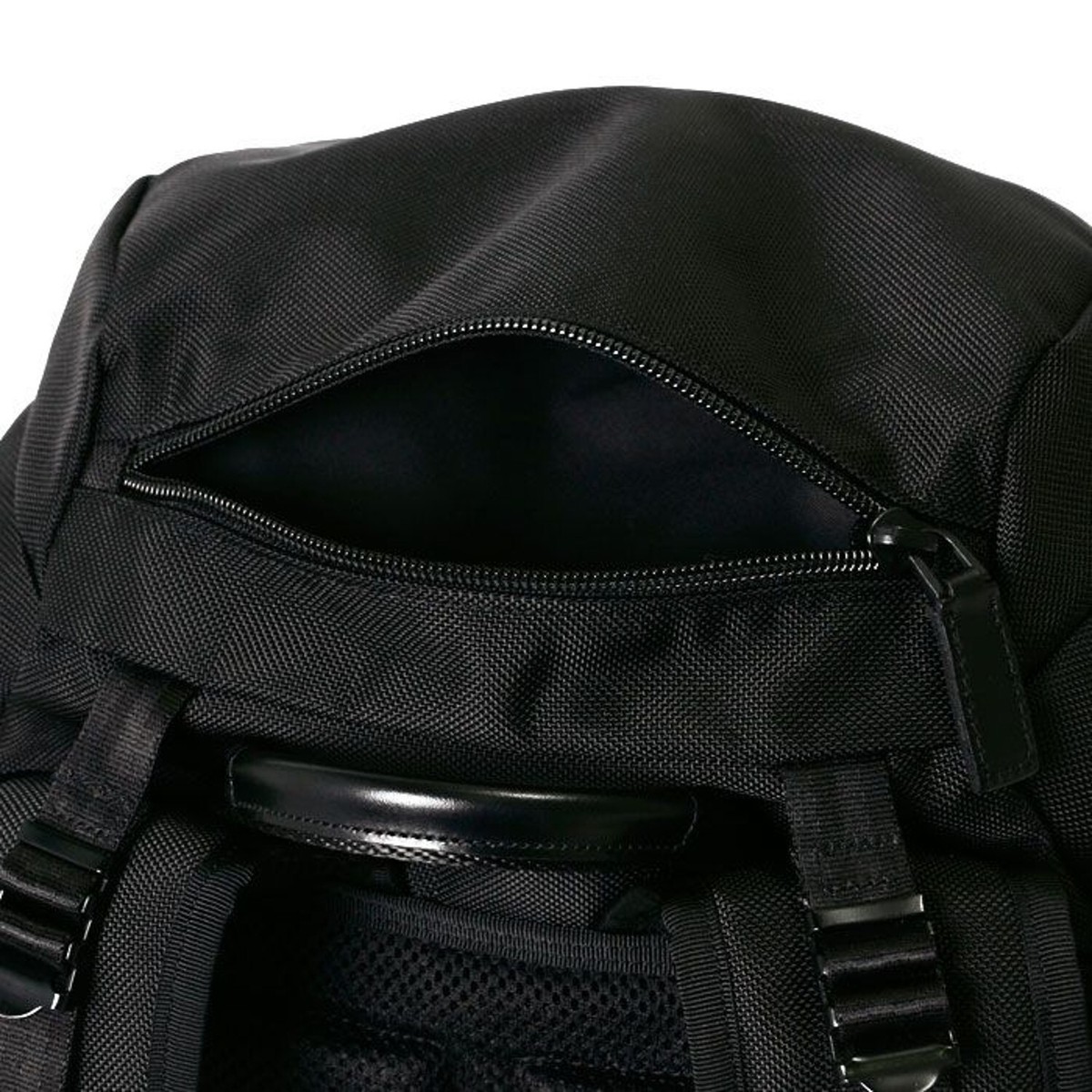 バッグ PORTER / BOND BACKPACK TANKER BACKPACK | Yoshida&Co. homepage | YOSHIDA & Co.