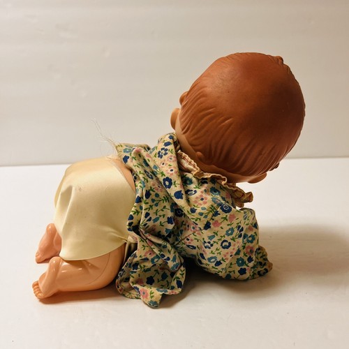 🎈 Muñeca de colección 1981 PLAYMATES BABY CRAWL AWAY HONG KONG VINTAGE leer descripción - Imagen 5 de 7
