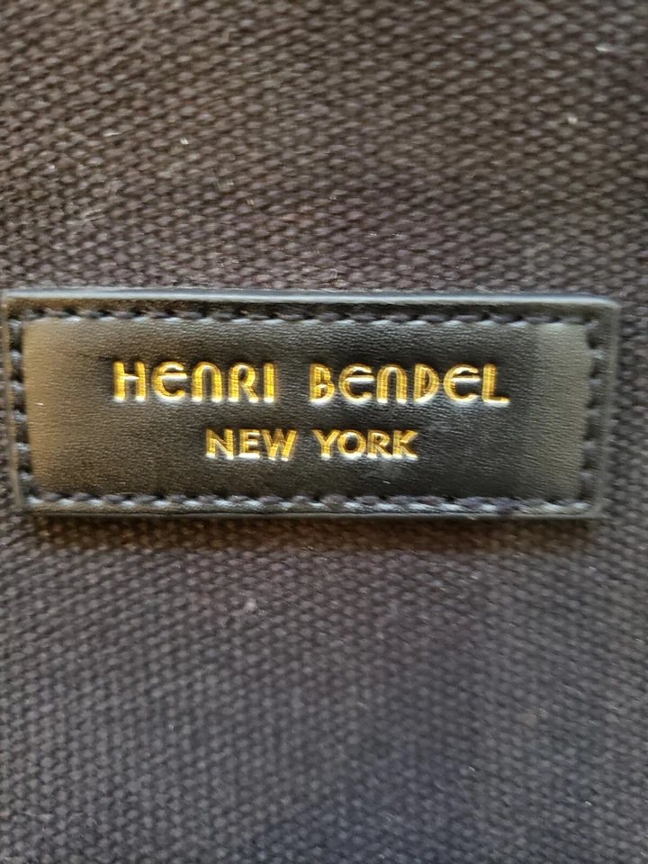 Mochila de lona Henri Bendel Foto 2 de 4