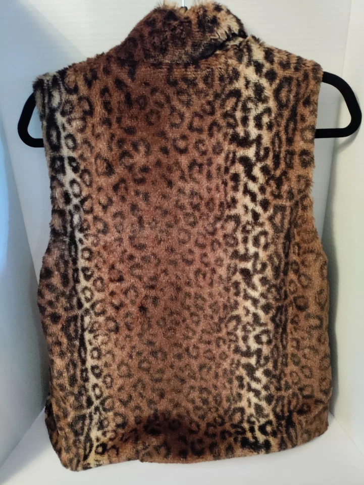 Chaleco Chaqueta con Gancho Frontal de Piel Sintética Estampado Animal Glamour con Talla M Usado en Excelente Condición Foto 4 de 4