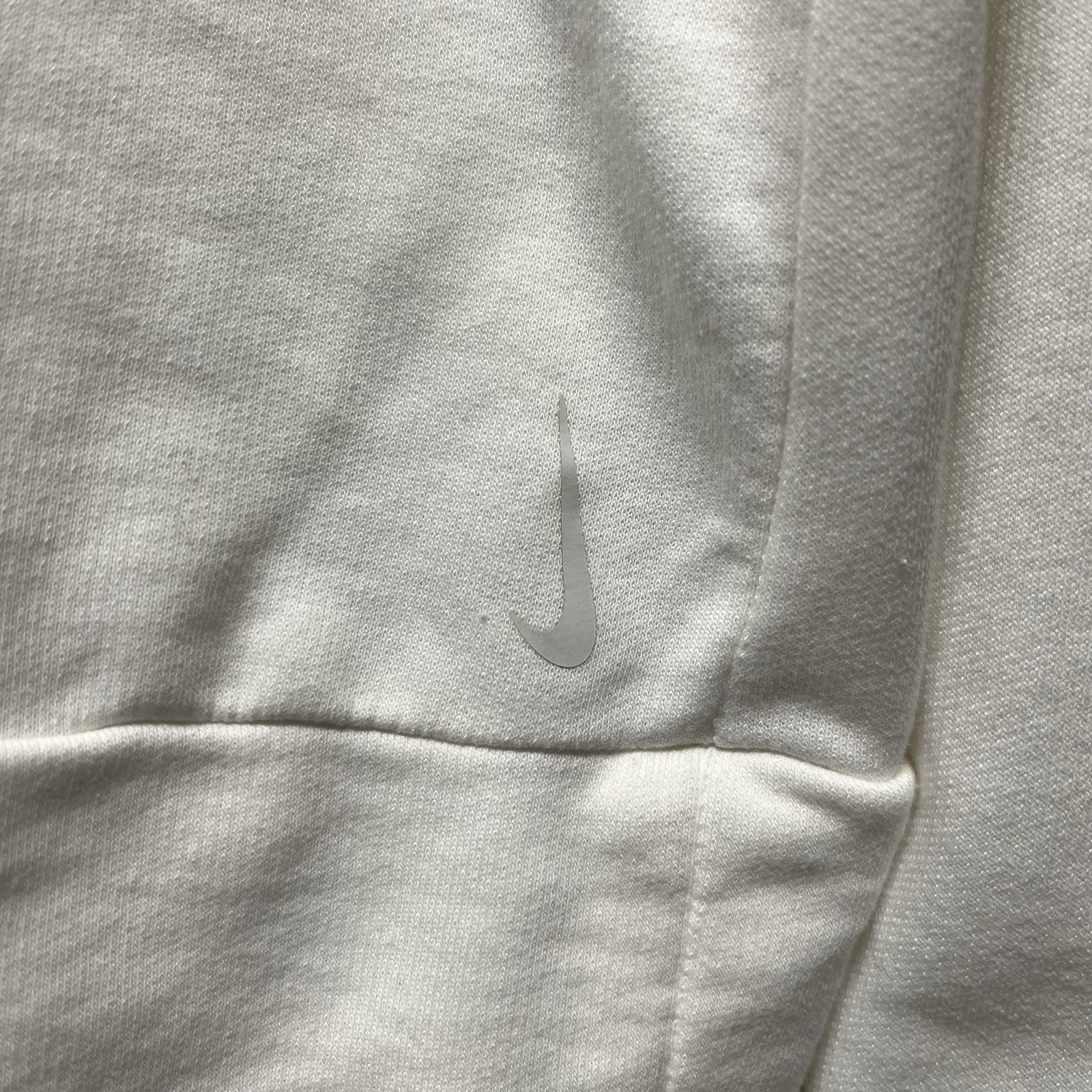 Picture 4 of 12