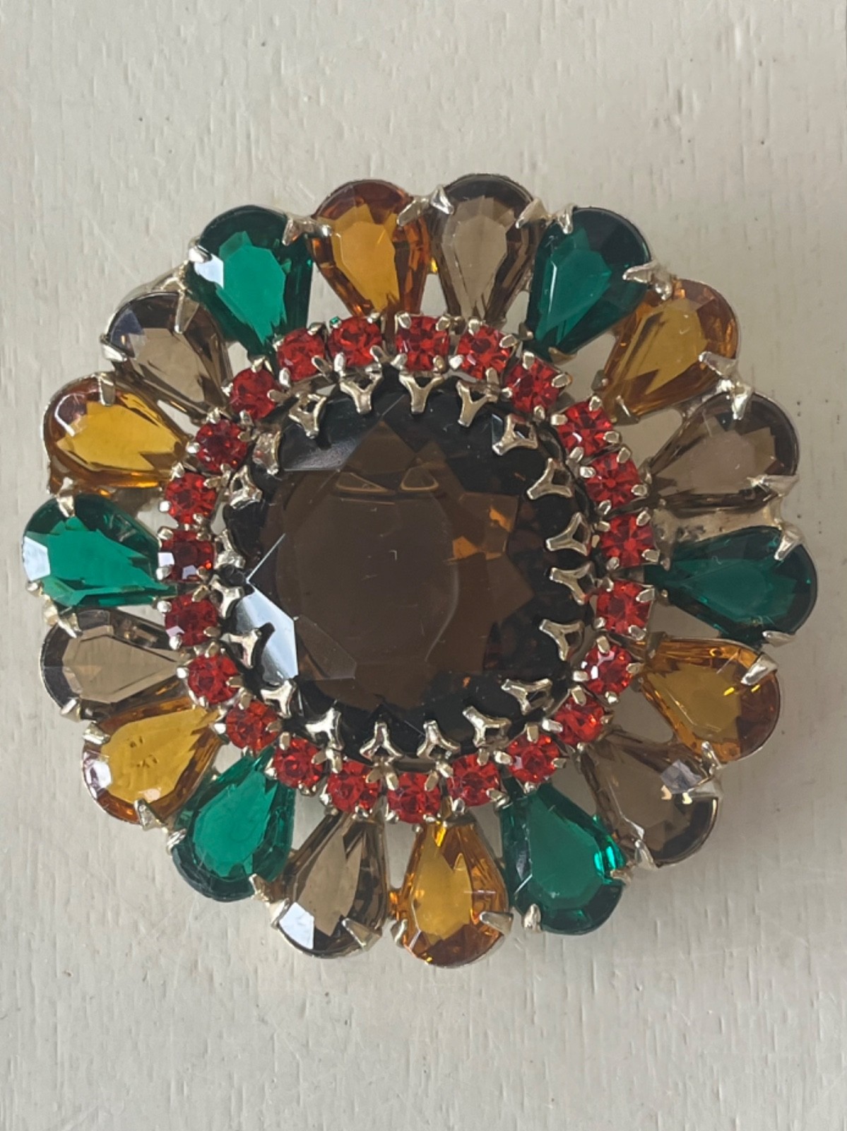 Stunning Unsigned Schreiner Multi Colored Crystal… - image 5