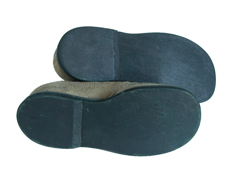 Zapatos de ganso rojo de colección años 40 para niños zapatos de gamuza marrón con pegatina Foto 4 de 4