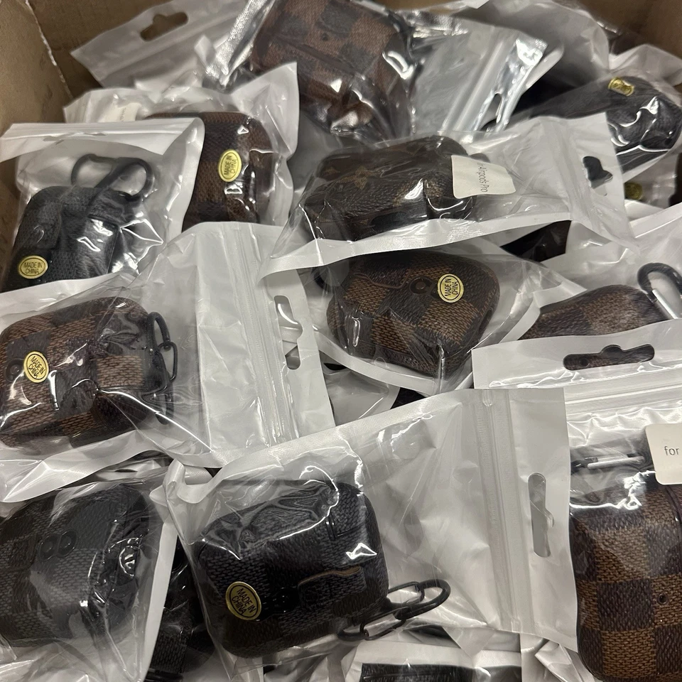 Apple Airpod cover 1st & 2nd gen and Pro Series- bulk LOT OF 170 Units Brand New - Image 2 of 4