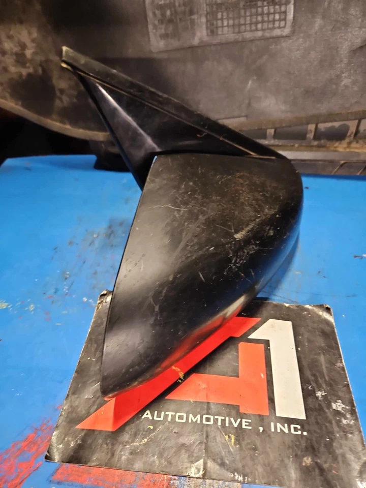 LÁSER CHRYSLER 90-91 derecho Foto 2 de 4