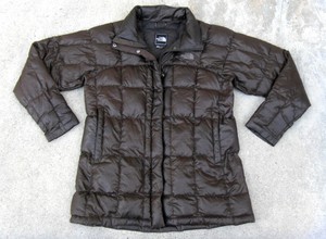 jaqueta marrom escuro feminina