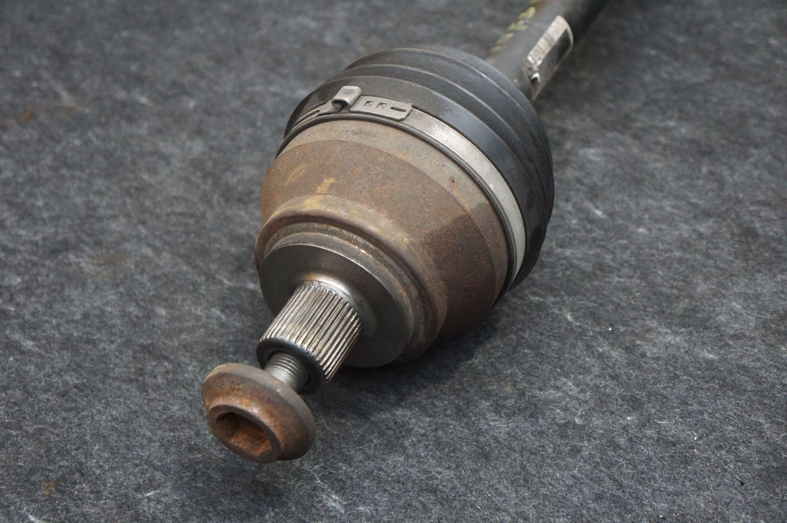 Front Left CV Axle Shaft OEM 3W0407272B Bentley Continental Gt Flying Spur 03-12