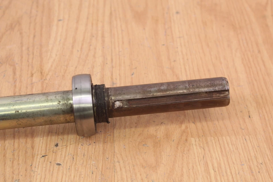 2005 POLARIS TRAIL TOURING 550 Jackshaft / Jack Shaft - Image 3 of 4