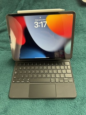 Apple iPad Pro 11-inch (3rd generation) A2460 128 GB, Wi-Fi + 5G, 11 in - Space