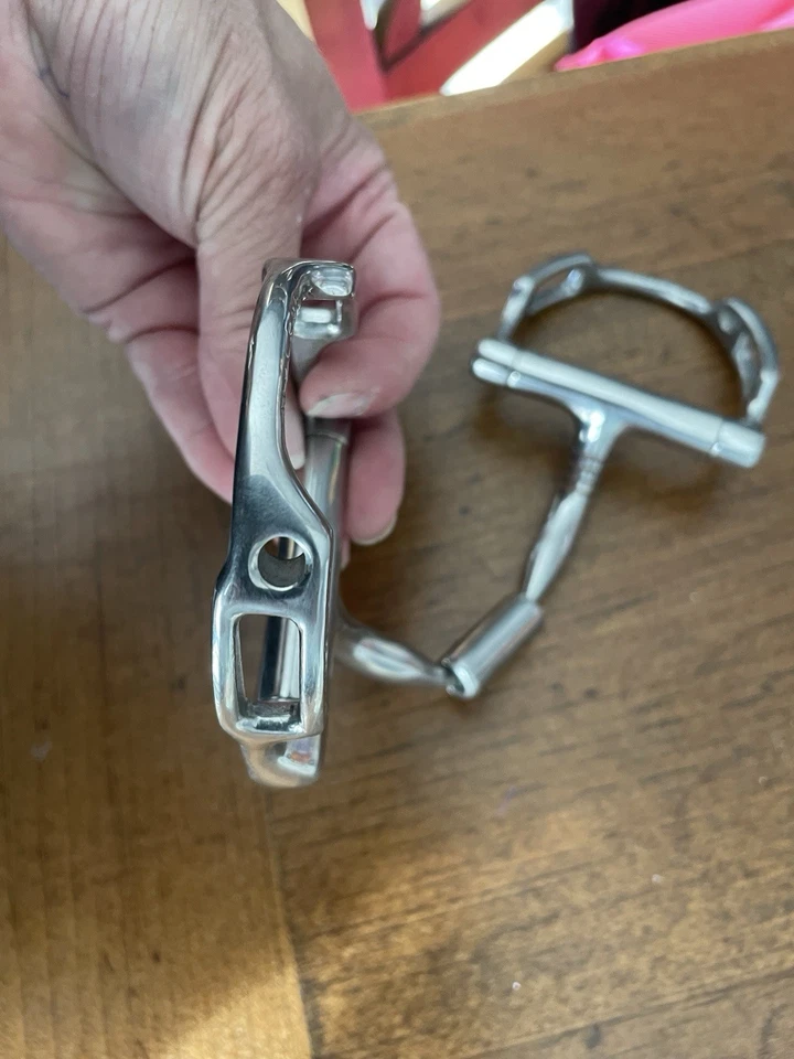 "Broca de bocadillo Myler Dee Horse con anillo en D de puerto bajo y ganchos 5""" Foto 2 de 3