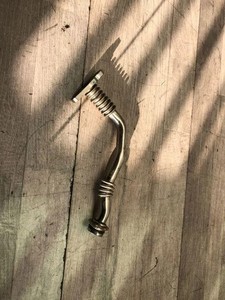 AUDI Q3 8U Turbinenschmierrohr 04L145736E 2.00 Diesel 88kw 2015 34983859