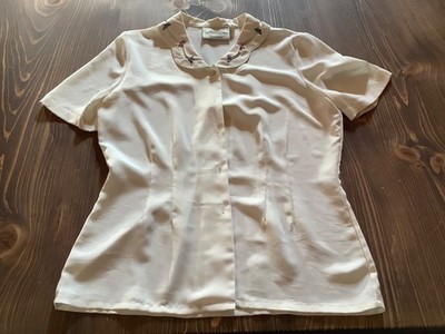 Vintage Susan Bristol Size 10 Polyester short Sleeve Button Up Blouse white flwr