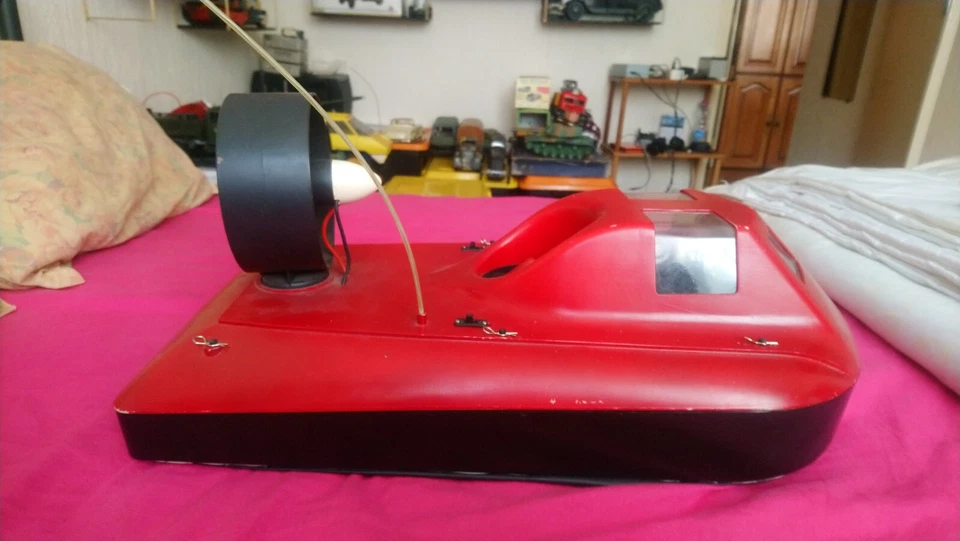 Hovercraft Radio Commandé - Photo 3/4