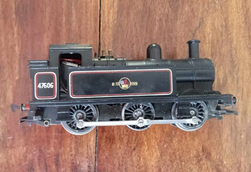 Spur O Lokomotive: BR Tank 0-6-0 '47606' Motor | Condition: Used