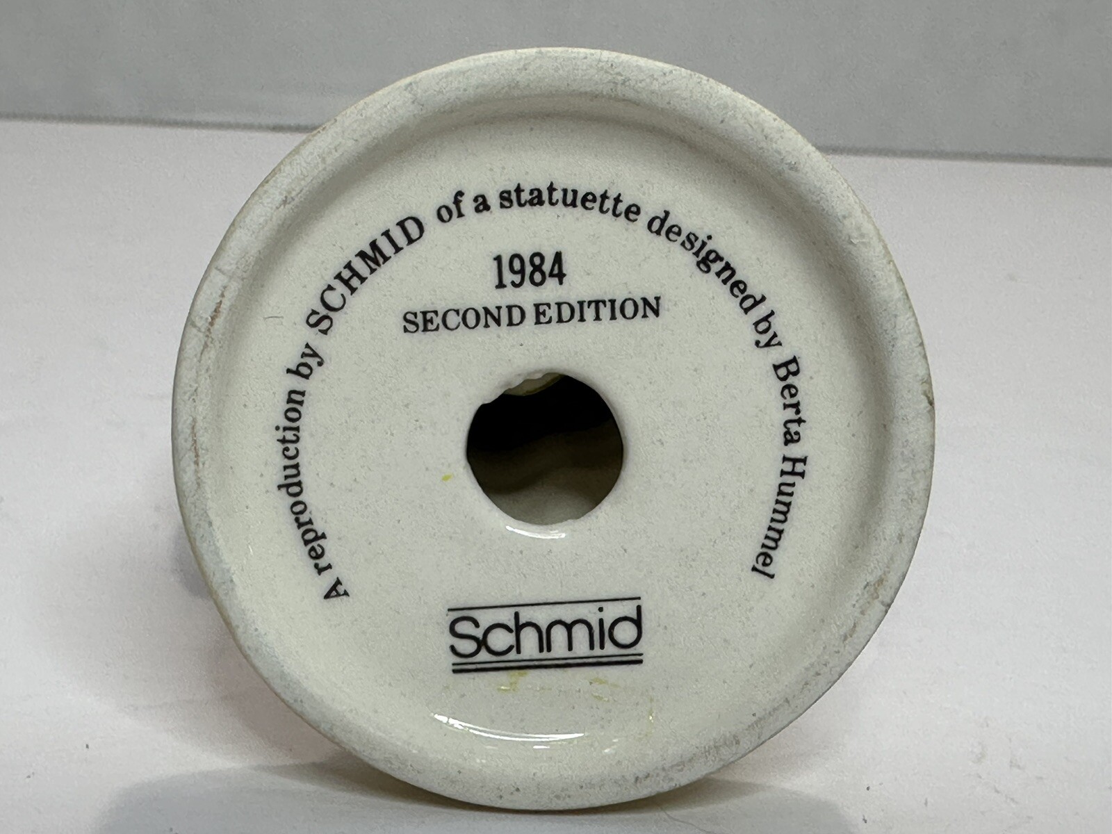 Vintage A Reproduction By SCHMID 1984 2nd Edition Girl Figurine Berta Hummel