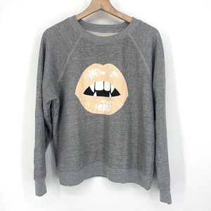 wildfox lips sweatshirt
