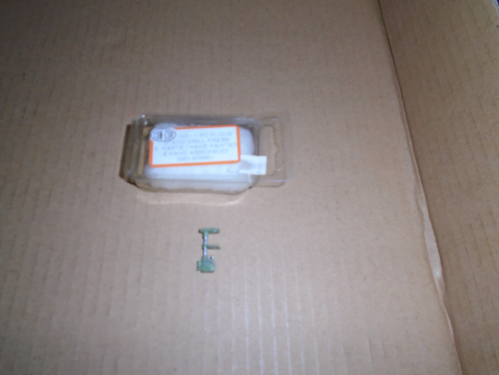 CON-COR #0001-009901 FLOOR STAND DRILL PRESS (PAINTED & ASSEMBLED) HO