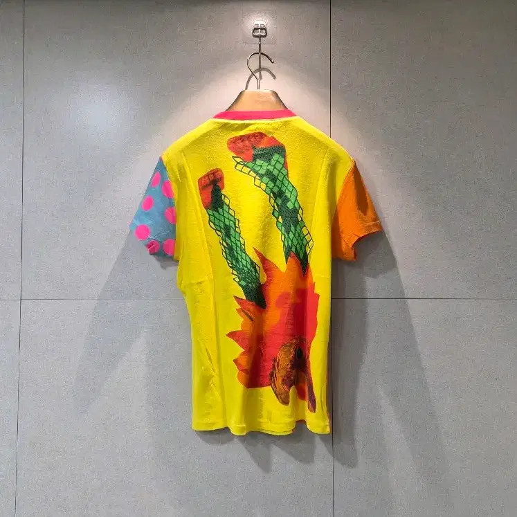 Christian Dior Women's Multicolor Print Short Sleeve T-Shirt thumbnail 2