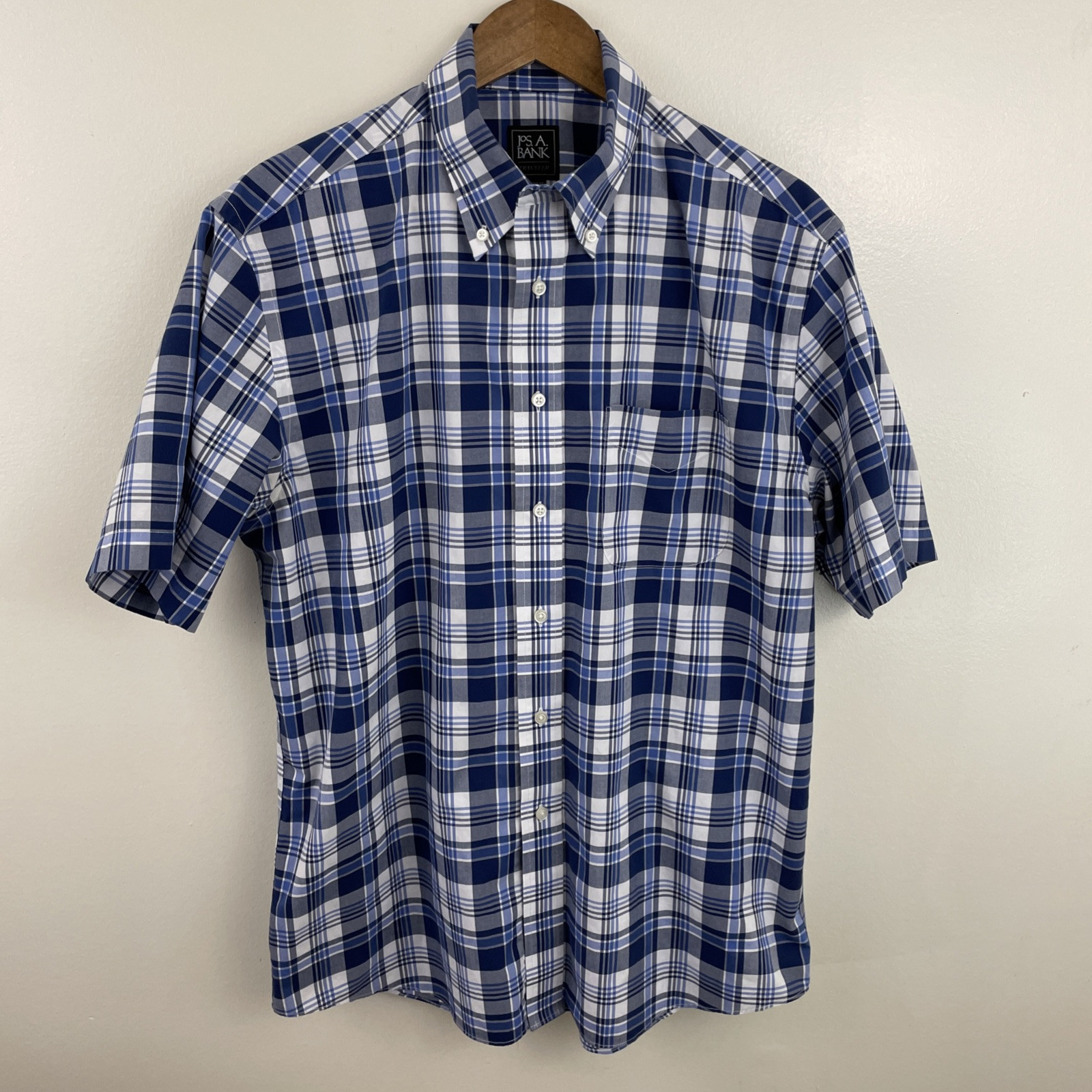 Jos. A. Bank Traveler Shirt Mens L Blue Plaid Short Sleeve Button Down Cotton