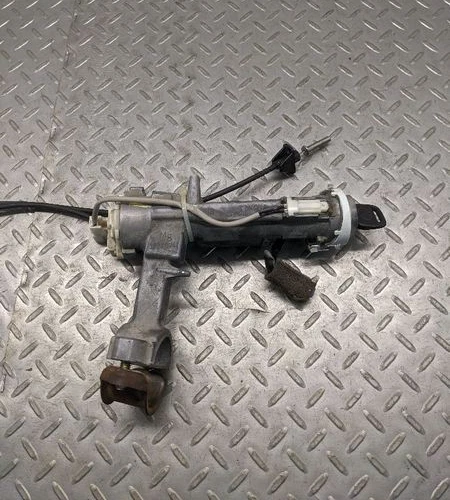 2004-2006 Lexus ES330 Ignition Switch Lock Cylinder With Key Assembly Oem - Image 3 of 4