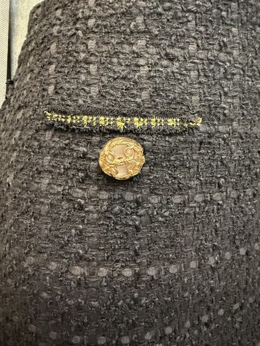 Neu mit Etikett schwarzer Tweed verzierter Mantel mit Rock Größe M - Bild 12 von 14
