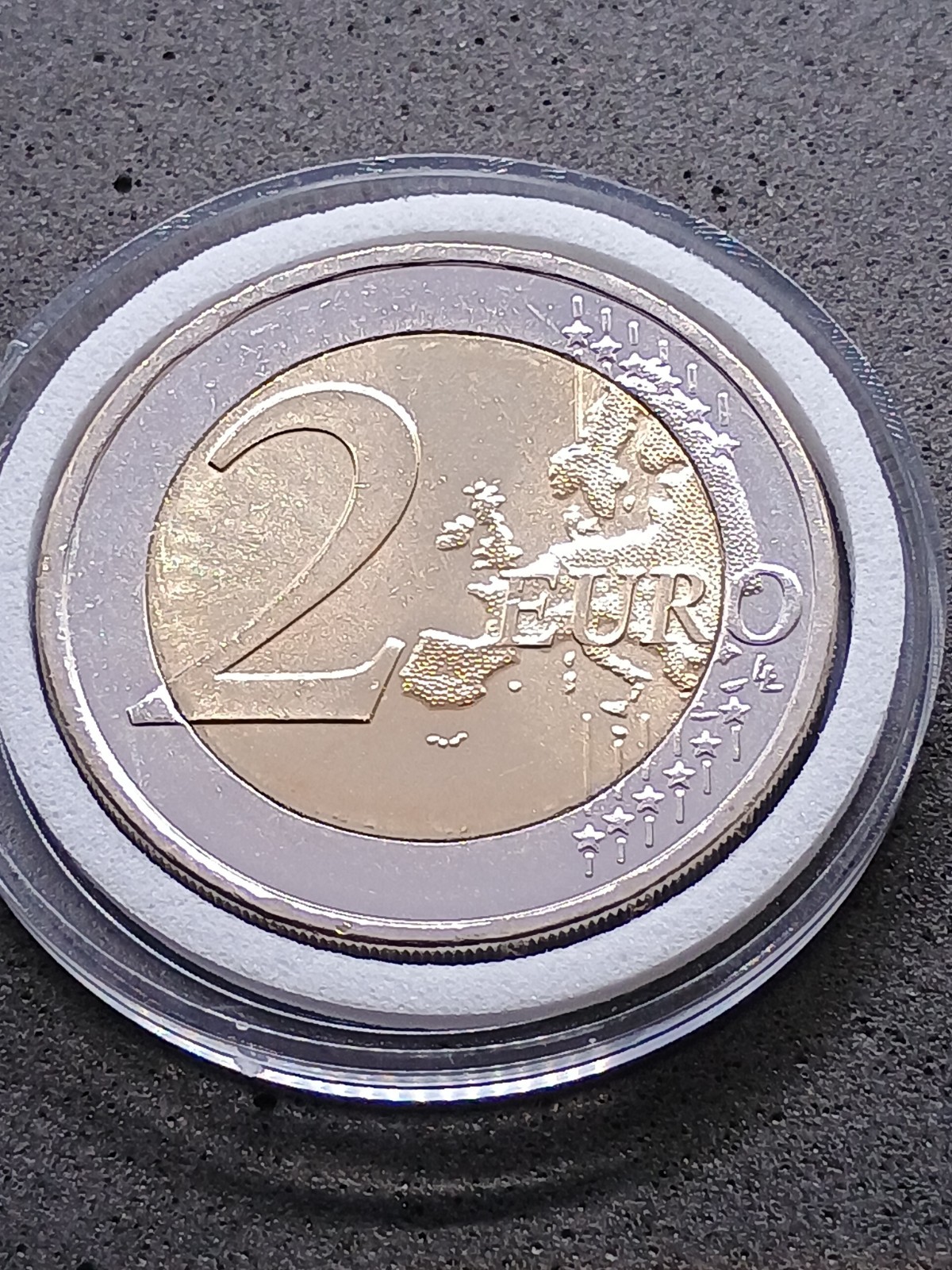 Foto 15 di 16