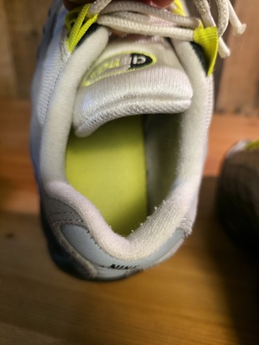 Nike Air Max 95 OG 2020 (GS) Black/Neon Yellow-LT Graphite CZ0910-001 Size 6.5Y - Picture 13 of 14
