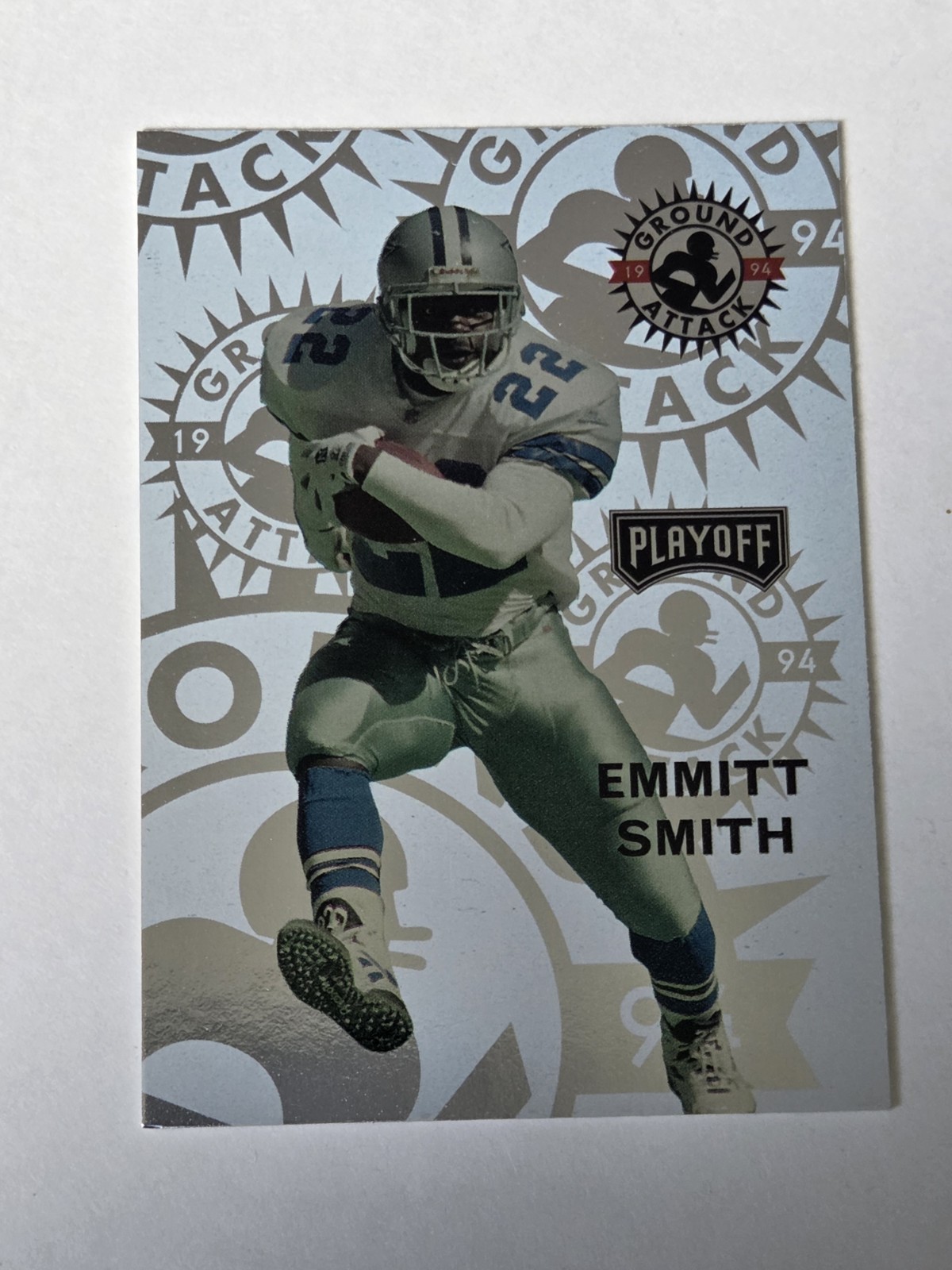Emmitt Smith #238 (Football Cards 1994 Playoff) — is it worth grading?