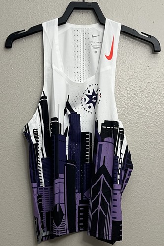Nike Chicago Marathon Dri-Fit ADV Aeroswift Singlet Top Size Medium FV6335 100