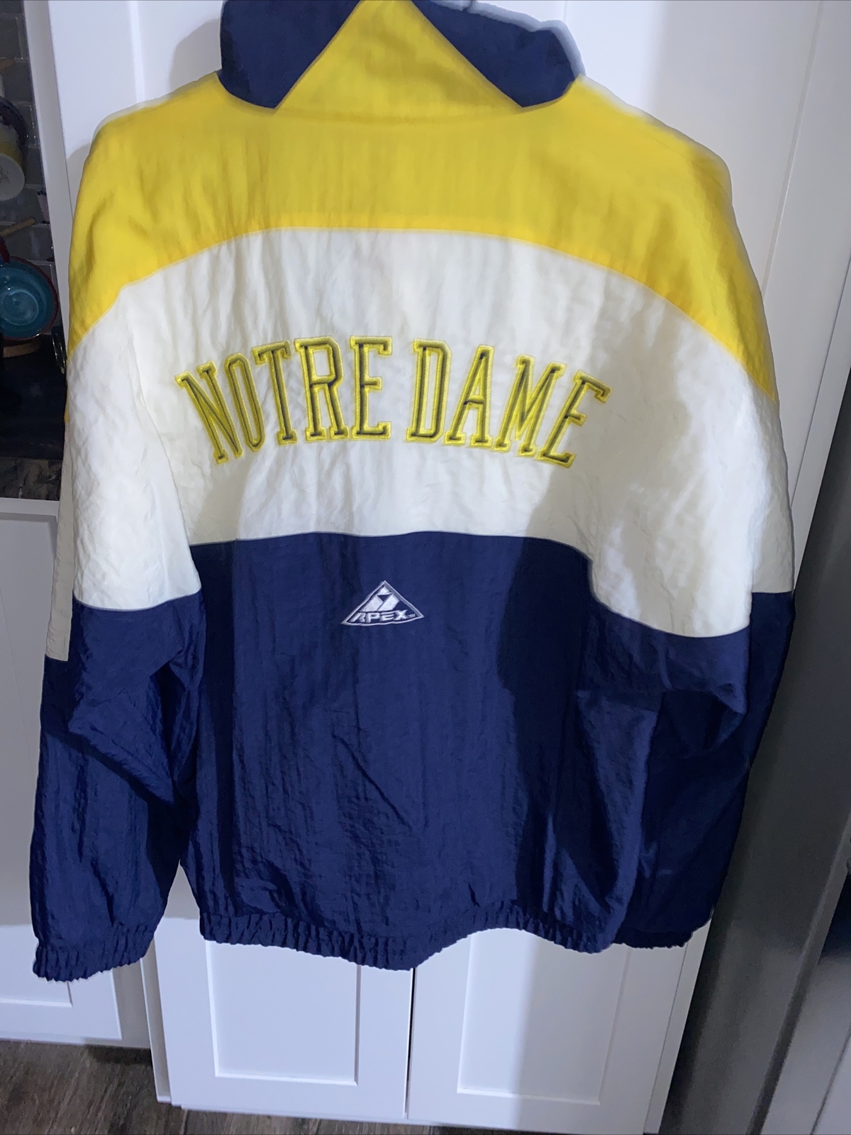 NOTRE DAME FIGHTING IRISH Jacket VINTAGE APEX ONE LRG Sewn NCAA LOGO Leprechaun