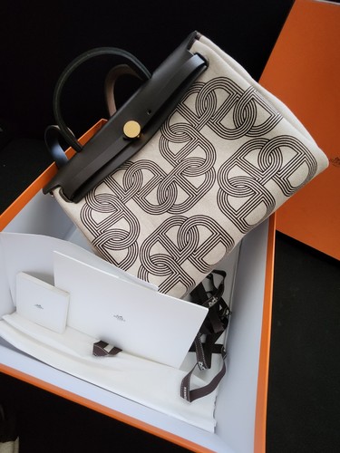  Hermes Limited Ebene Vache Hunter and Ecru Toile Chaine D’ancre Herbag Zip 31 
