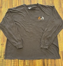 REALTREE Men's Size 2XL Long Sleeve Brown T-Shirt  Antler Logo Camouflaged Flag