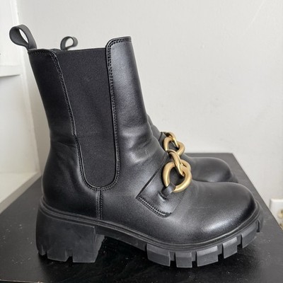 Steve Madden Women s 7 Boots Hooked Chunky Black Faux Leather Gold Chain Boot