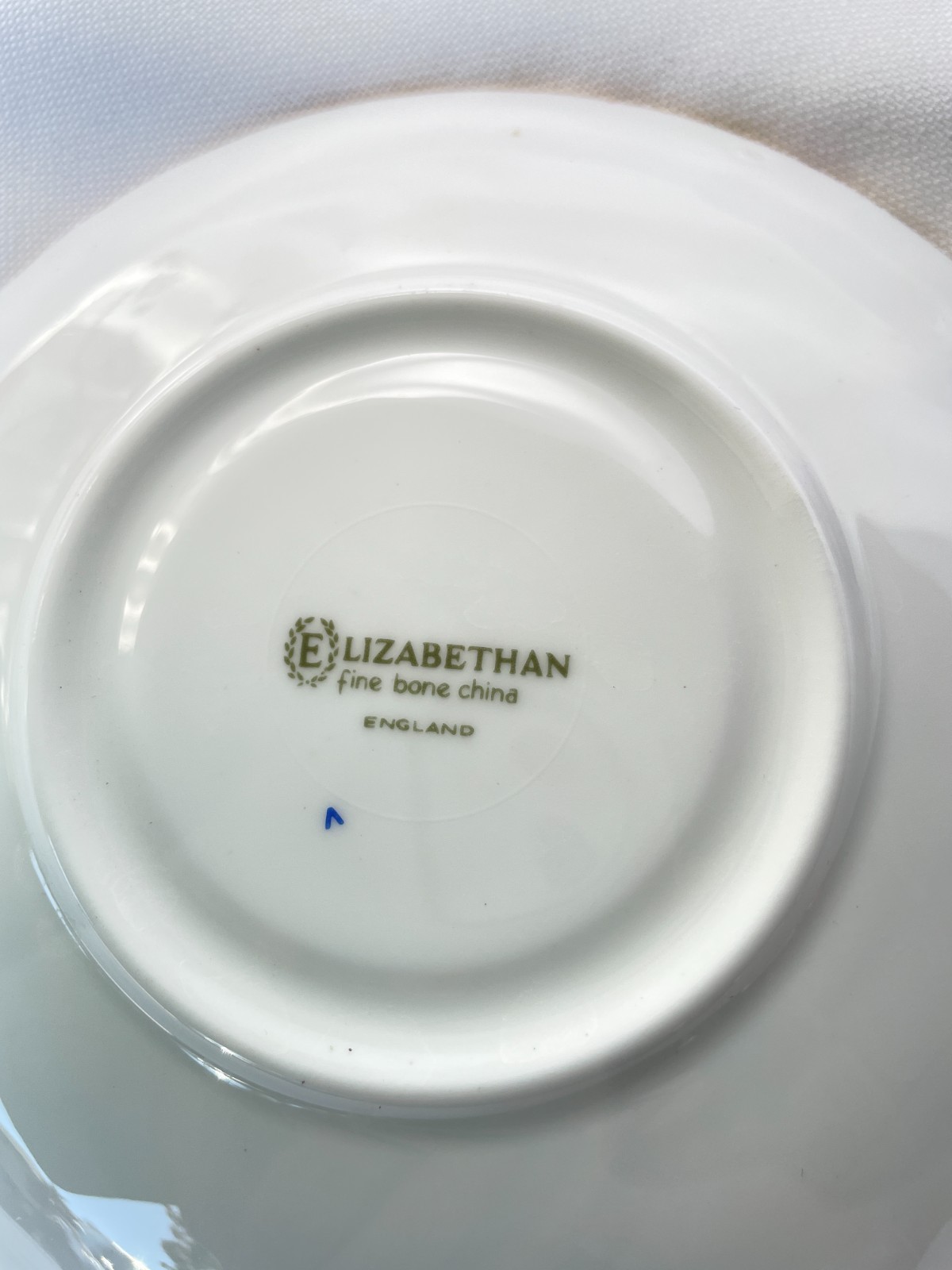 Vintage Elizabethan Fine Bone China Small Pink Roses Tea Cup & Saucer England