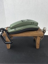 Southwestern Bell Freedom Phone FM2552SG Metallic Green Caller ID Corded Phone