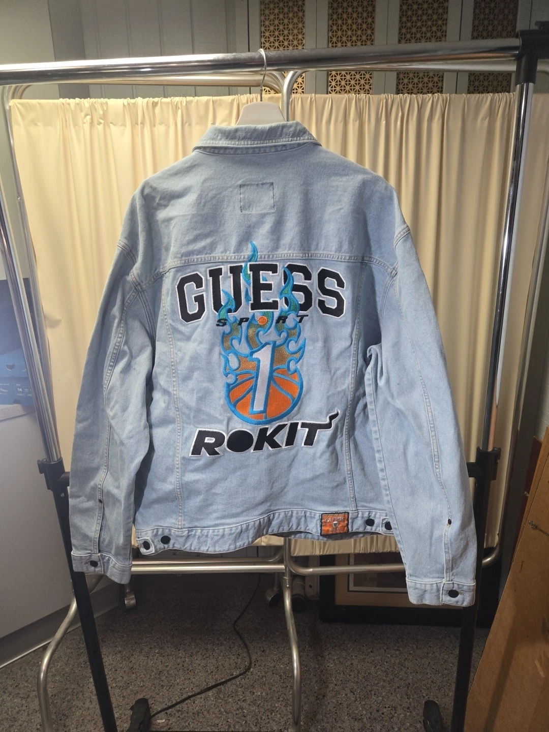 Guess Rokit Sport Jacket Size Large Light Blue Denim